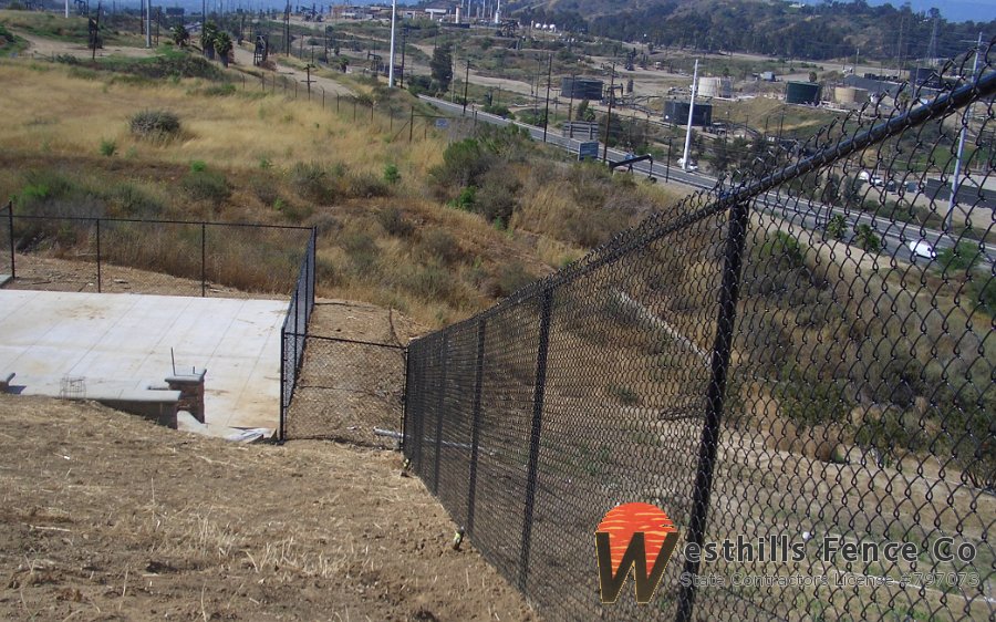 Black chain-link 2 mesh