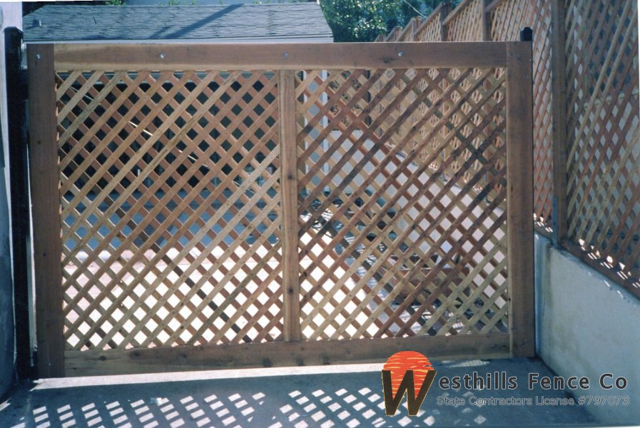 lattice swing gate