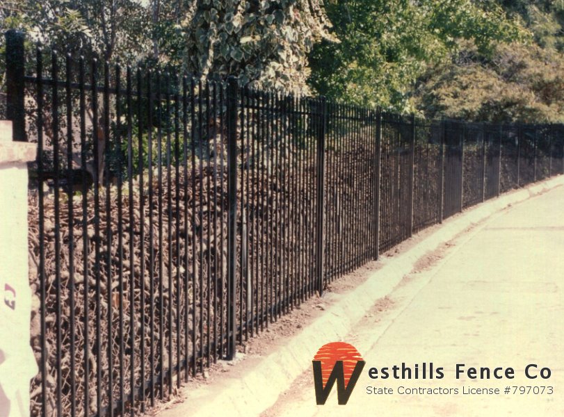 Aristocrat iron gate (2)