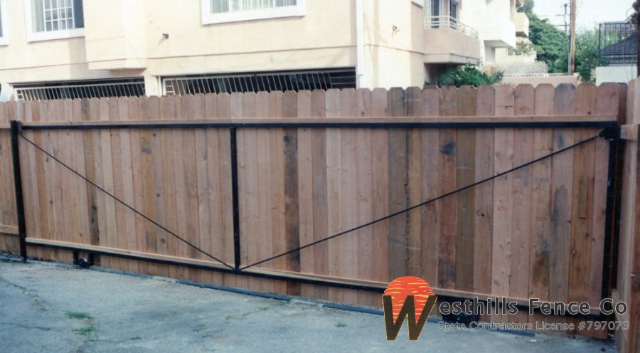 Sliding gate frame