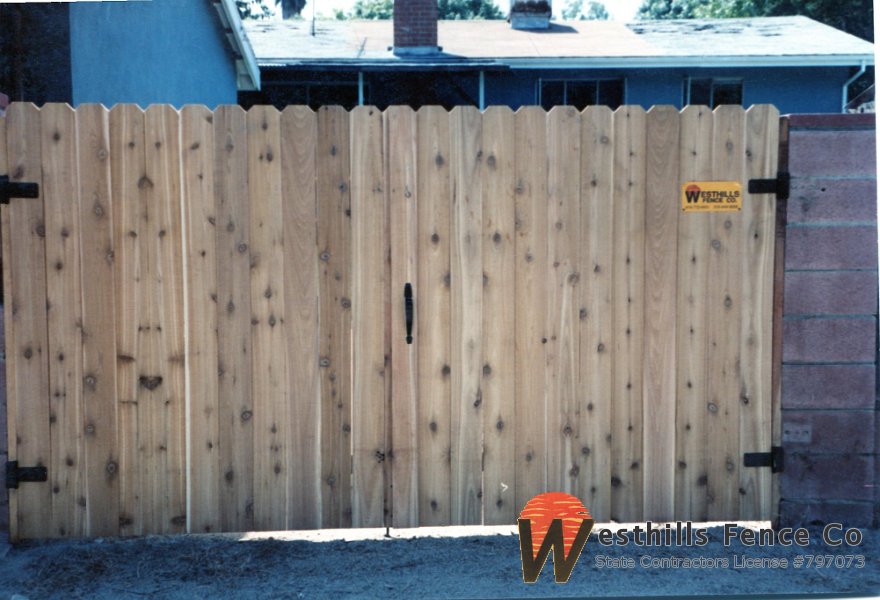 Dog-ear cedar double gates