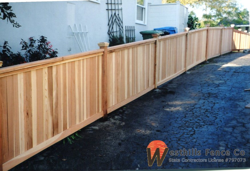 Tongue and groove fence exposed post with cap